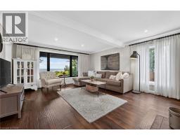 3754 LAKESHORE Road - 10