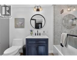 3754 LAKESHORE Road - 26