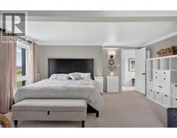 3754 LAKESHORE Road - 31