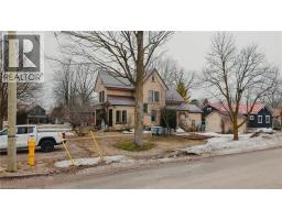 19 ADAM Street - 36