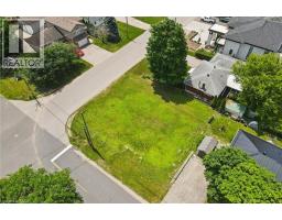 46 DANIEL Avenue - 3
