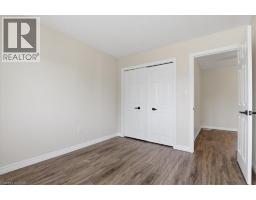43 DECARO Crescent - 17