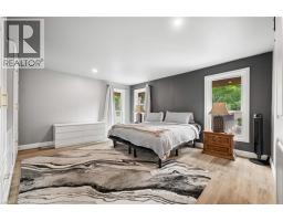 555 FOUNTAIN Street S - 14