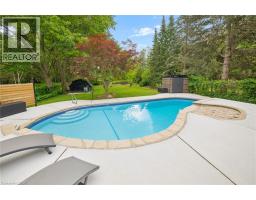 555 FOUNTAIN Street S - 24