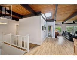 555 FOUNTAIN Street S - 4