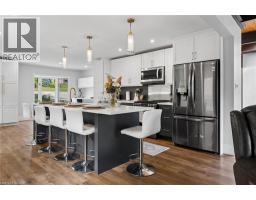 555 FOUNTAIN Street S - 7