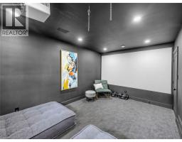 13 SWANHURST Boulevard - 16