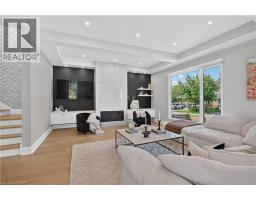1047 MEREDITH Avenue - 16