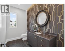 1047 MEREDITH Avenue - 20