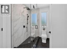 1047 MEREDITH Avenue - 34