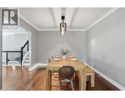 45 SANDRA Crescent - 10