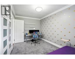45 SANDRA Crescent - 27