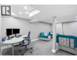 45 SANDRA Crescent - 39