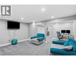 45 SANDRA Crescent - 42