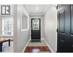 45 SANDRA Crescent - 5