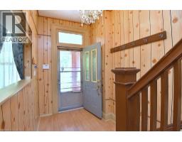 70 RAY Street S - 7