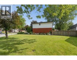 45 ARROWHEAD Crescent - 33