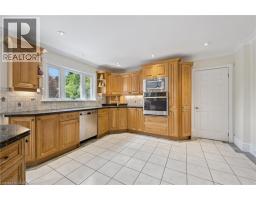 57 KENNEDY Road - 11