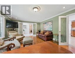 57 KENNEDY Road - 18