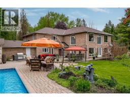 57 KENNEDY Road - 39