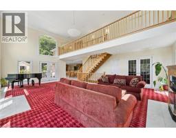 57 KENNEDY Road - 7