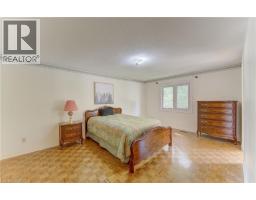 46 HUNTINGDALE Drive - 41