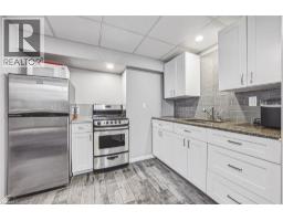 161 IVON Avenue - 17