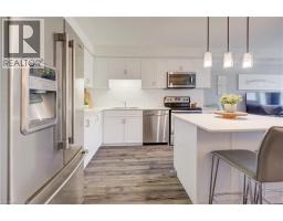 42 WEST ACRES Crescent UnitNo. 6 - 17