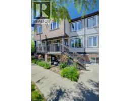 42 WEST ACRES Crescent UnitNo. 6 - 3