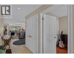 49 MILLCROFT Drive - 3
