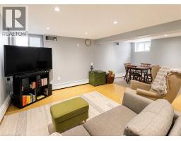 47 WEIR Street S - 18