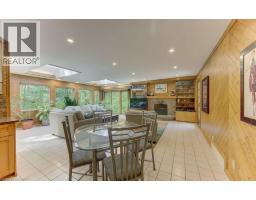 318 SHAKESPEARE Place - 21