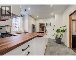 24 MANLEY Street - 14