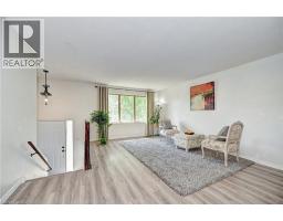92 PINEMEADOW Crescent - 10