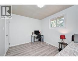 92 PINEMEADOW Crescent - 34