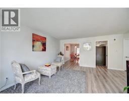 92 PINEMEADOW Crescent - 9