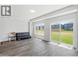 33 ADMIRAL Road - 11