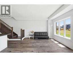 33 ADMIRAL Road - 12