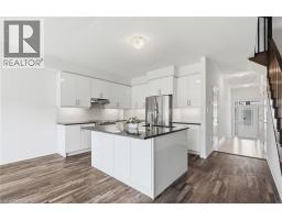33 ADMIRAL Road - 16