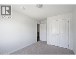 33 ADMIRAL Road - 37