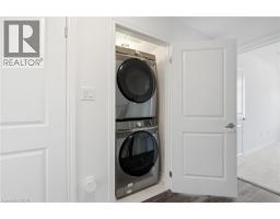 33 ADMIRAL Road - 39