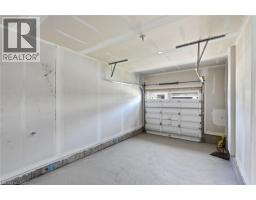 33 ADMIRAL Road - 40