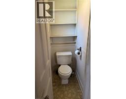 358 BARTON Street E - 17