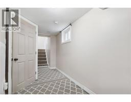 134 SELKIRK Avenue - 23