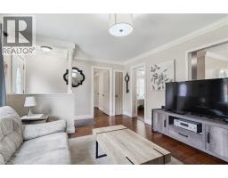 134 SELKIRK Avenue - 7