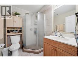 86 BRIDLEWREATH Street - 27