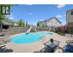 707 COMMONWEALTH Crescent - 41