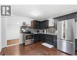 21 RENFREW Street E - 13