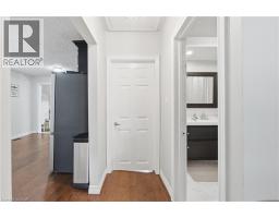 21 RENFREW Street E - 15