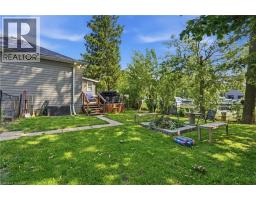 21 RENFREW Street E - 29